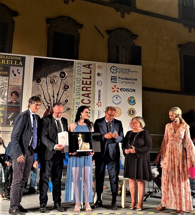 La portalettere” DI FRANCESCA GIANNONE VINCE IL PREMIO BANCARELLA 